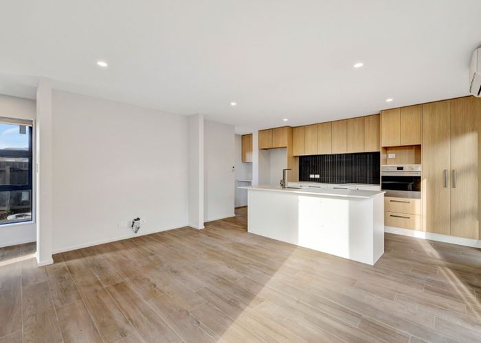  at 2/9 Spring Grove Street , Spreydon, Christchurch City, Canterbury