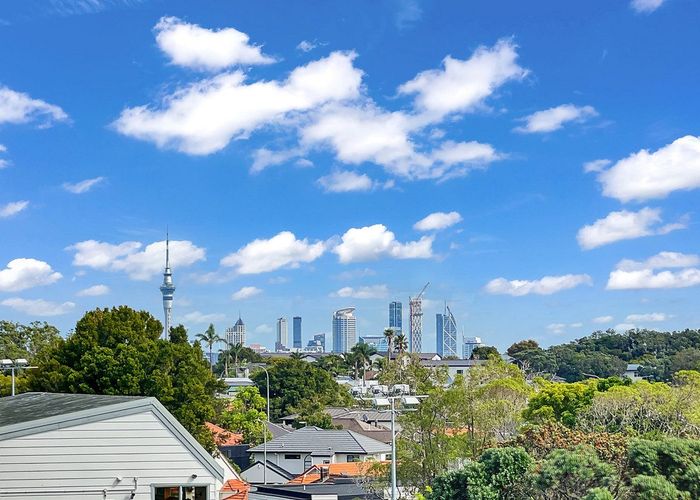  at 11/160 Kepa Road, Orakei, Auckland City, Auckland