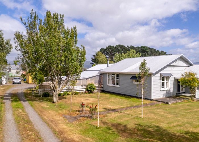  at 2532 Lake Ferry Road, Featherston