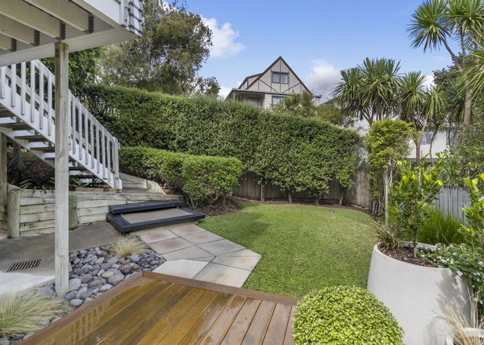  at 89A Beach Haven Road, Beach Haven, Auckland