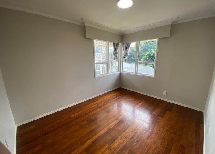  at 1/1 Churchill Avenue, Manurewa, Manukau City, Auckland