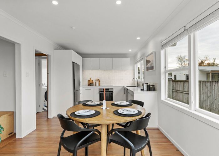  at 16 English Street, Saint Andrews, Hamilton, Waikato