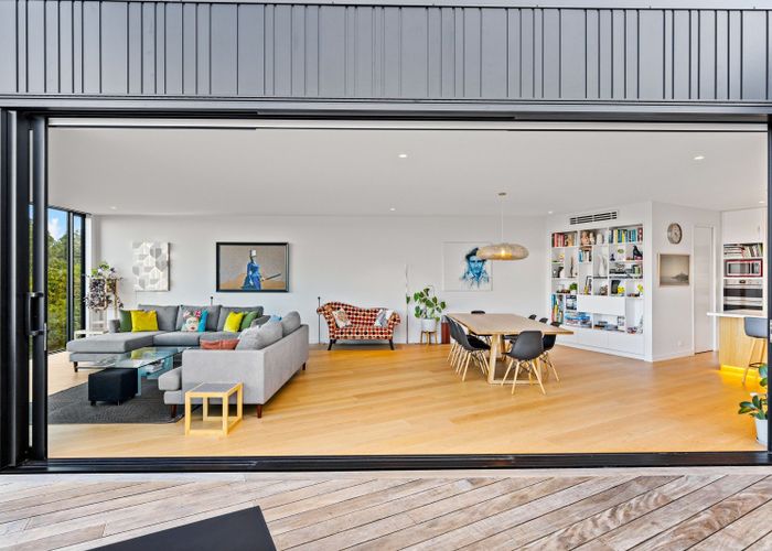  at 10 Lister Street, Point Chevalier, Auckland City, Auckland