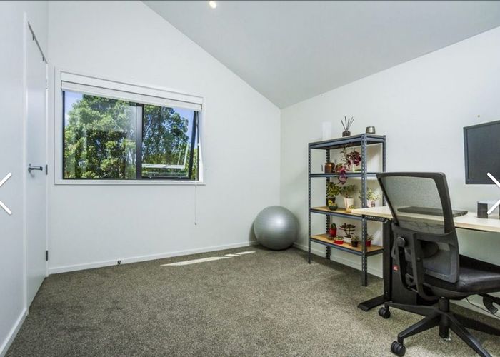 at 2B Rosalind Road, Glenfield, North Shore City, Auckland
