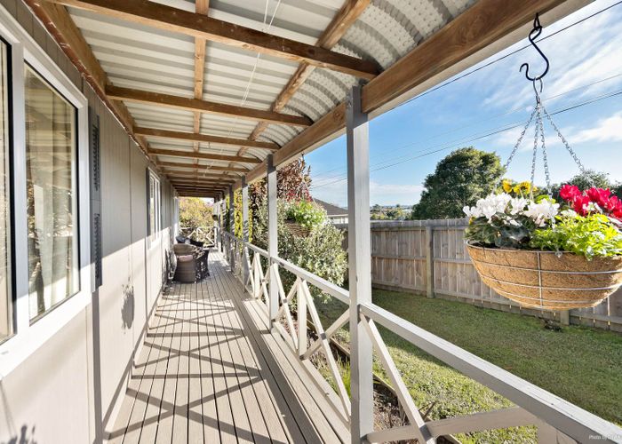  at 2/112 View Road, Sunnyvale, Auckland