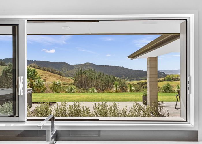  at 152 Valley View Road, Whangarei