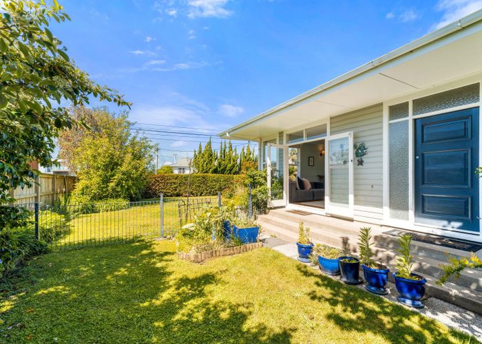  at 59 Seacliffe Avenue, Belmont, North Shore City, Auckland