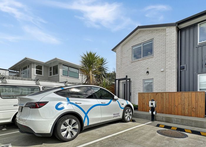  at 7/24 Kelwyn Road, Kelston, Auckland