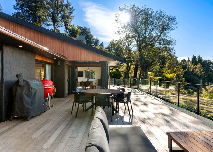  at 859 Scenic Drive, Swanson, Waitakere City, Auckland