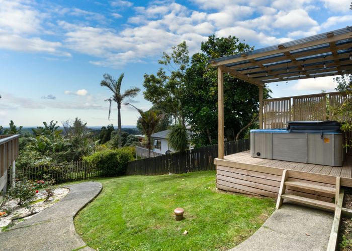  at 1069 Scenic Drive North, Swanson, Auckland