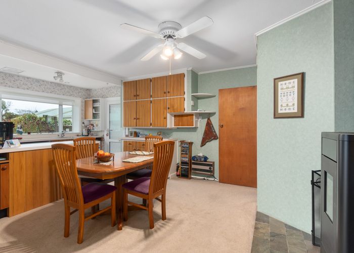  at 6 Haslett Place, Upper Riccarton, Christchurch City, Canterbury