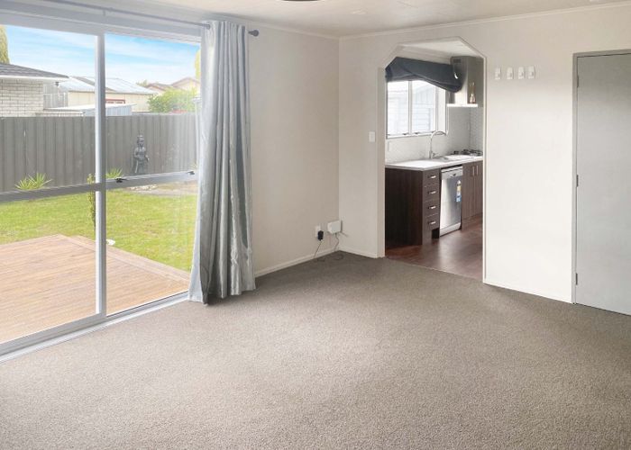  at 32B Hartford Crescent, Totara Park, Upper Hutt