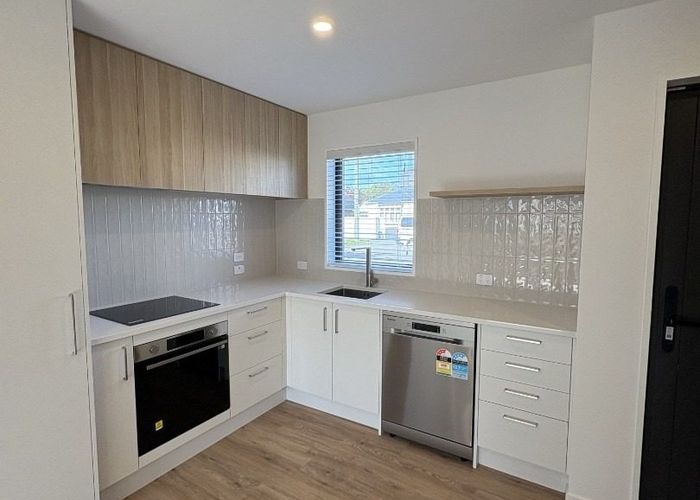  at 2/21 Fairfield Avenue, Addington, Christchurch City, Canterbury