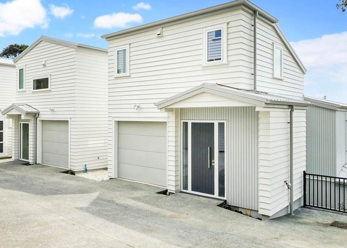  at 28 Girrahween Drive, Tōtara Vale, Auckland