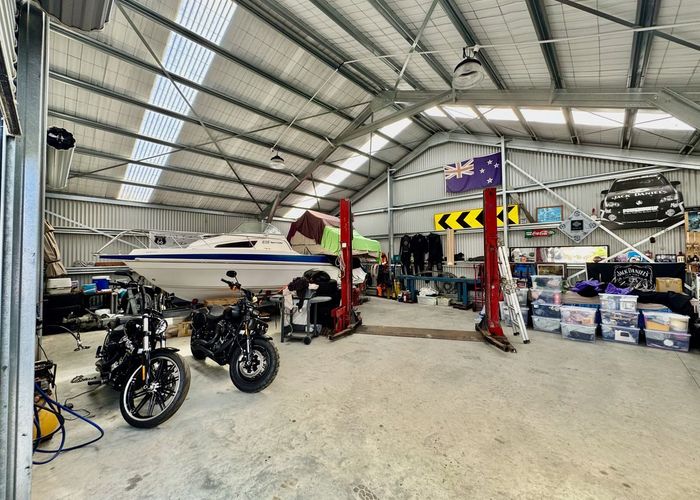 at 105 Beach Road, Awamoa, Oamaru