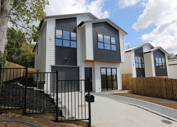  at 46 Topliss Drive, Northcross, North Shore City, Auckland