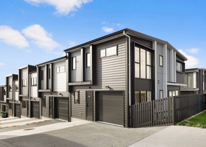  at 143-147 Carlisle Road, Northcross, North Shore City, Auckland