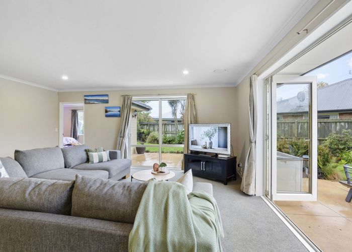  at 7 Riverwood Boulevard, Redwood, Christchurch City, Canterbury