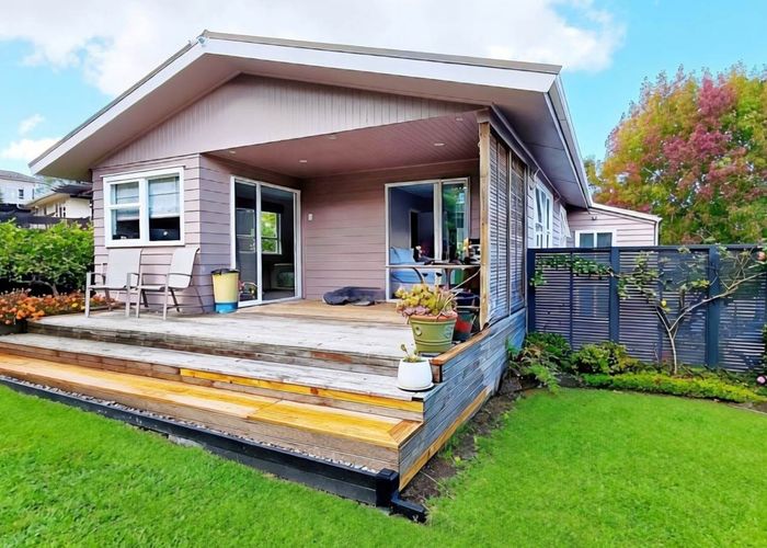  at 21 Rosecamp Road, Beach Haven, North Shore City, Auckland