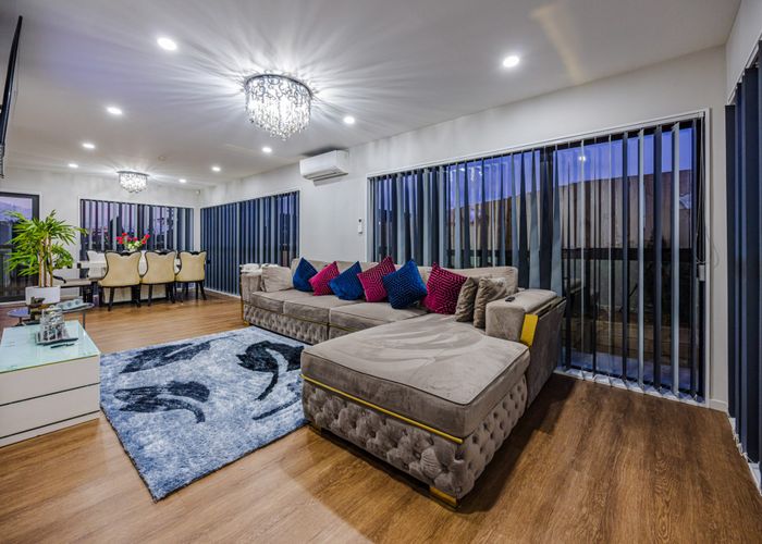  at 11A Kimdale Place, Totara Heights, Manukau City, Auckland