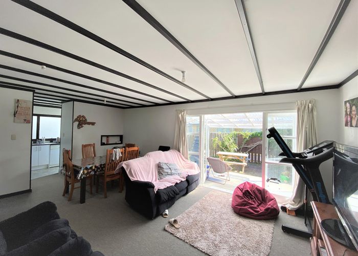  at 4/7 Koromiko Street, New Lynn, Waitakere City, Auckland