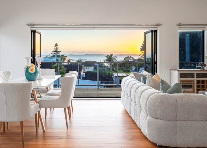  at 35 Masterton Road, Rothesay Bay, Auckland
