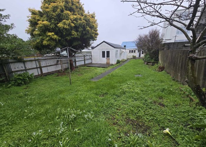  at 20 Rhodes Street, Newtown, Wellington
