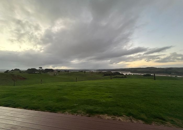  at Raglan, Waikato, Waikato