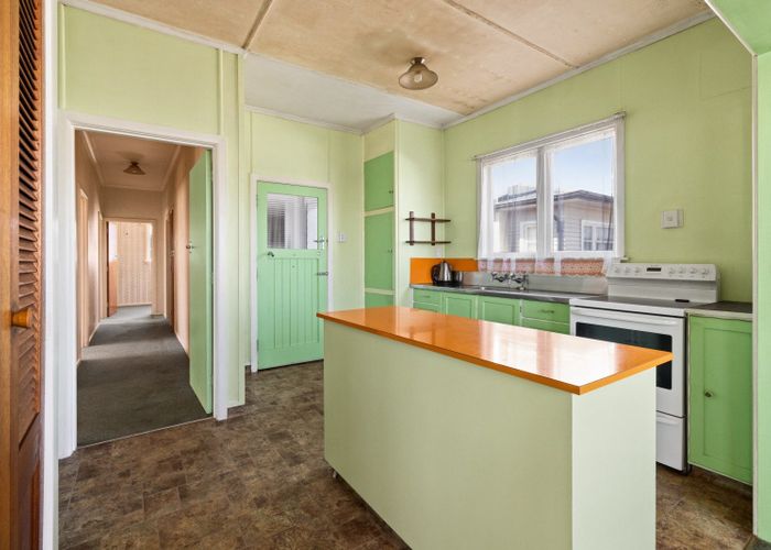  at 906 Albert Street, Parkvale, Hastings