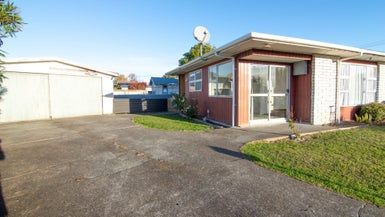  at 10 Bruce Place, Highbury, Palmerston North