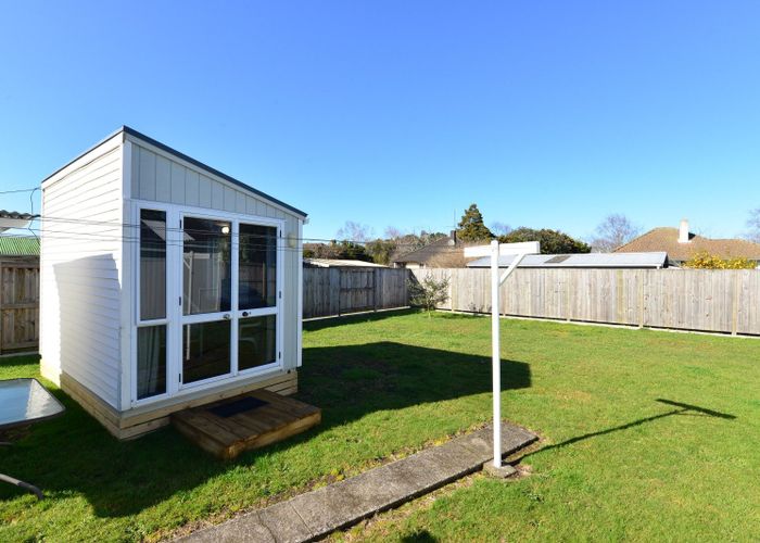  at 40 Montgomery Crescent, Bader, Hamilton, Waikato