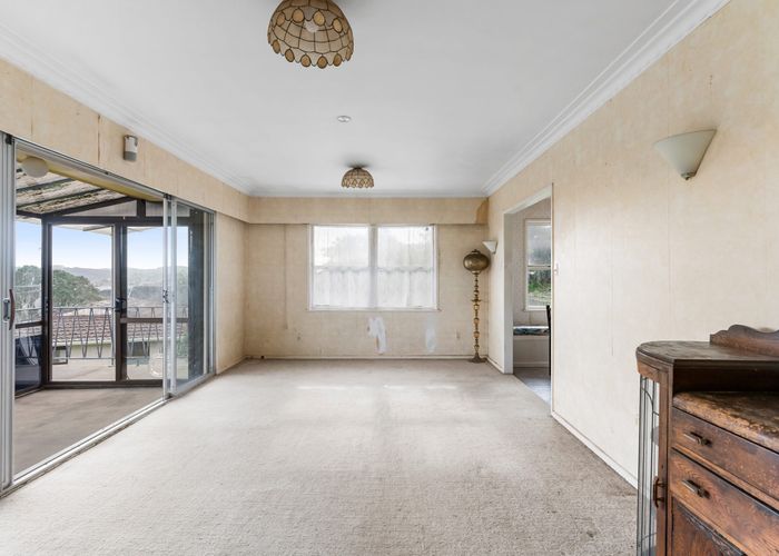  at 5 Pohutukawa Avenue, Red Beach, Red Beach