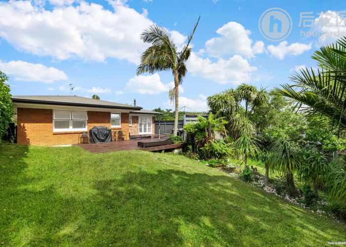  at 36 Angelo Avenue, Howick, Manukau City, Auckland