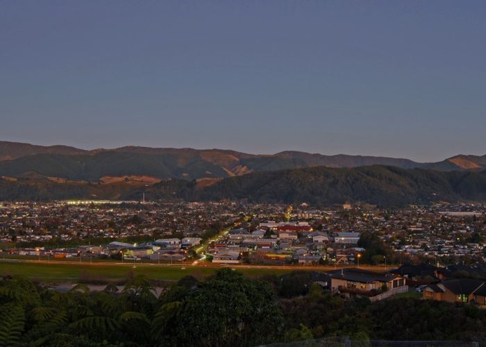  at 55 Percy Kinsman Crescent, Riverstone Terraces, Upper Hutt