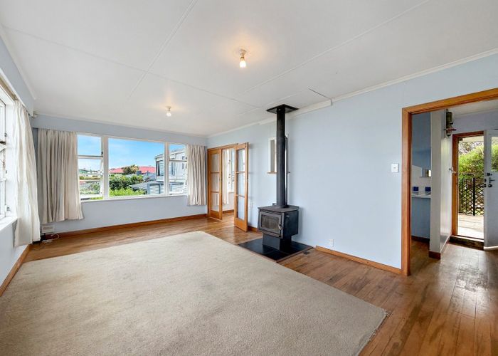  at 111 Karaka Street, Castlecliff, Whanganui, Manawatu / Whanganui
