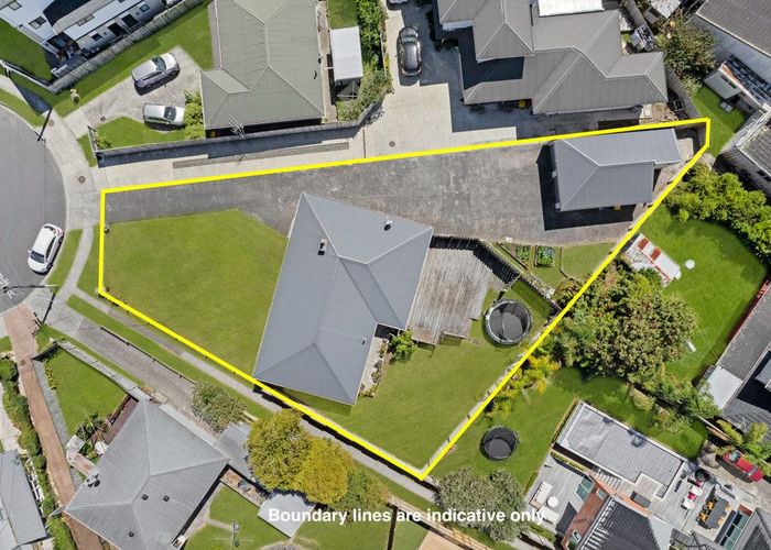  at 6 Glenvil Lane, Te Atatu Peninsula, Auckland