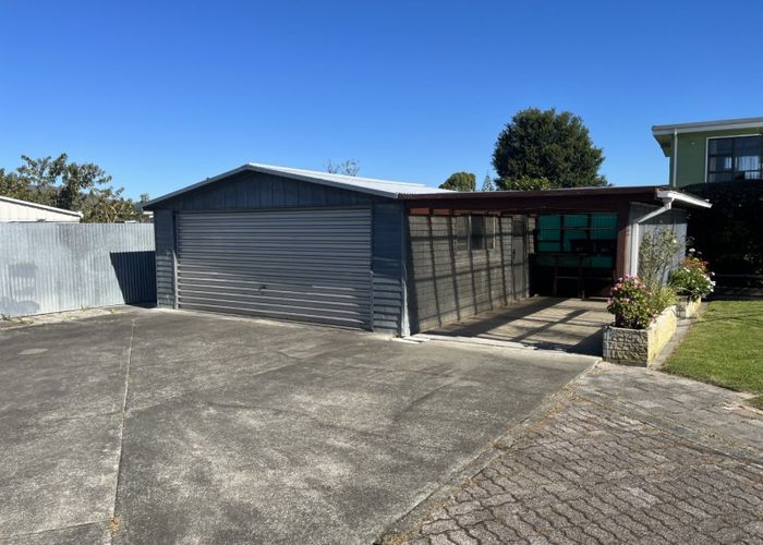  at 6 Wells Place, Tamatea, Napier
