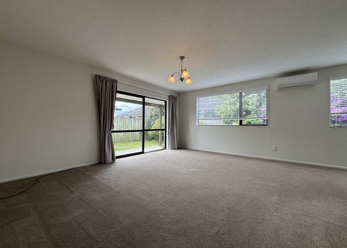  at 2/260 Lincoln Road, Addington, Christchurch City, Canterbury