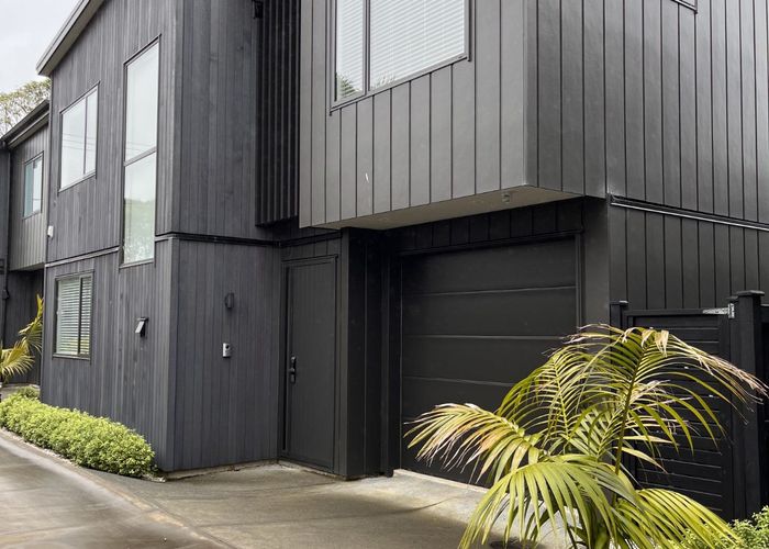  at 7C Walford Road, Point Chevalier, Auckland City, Auckland