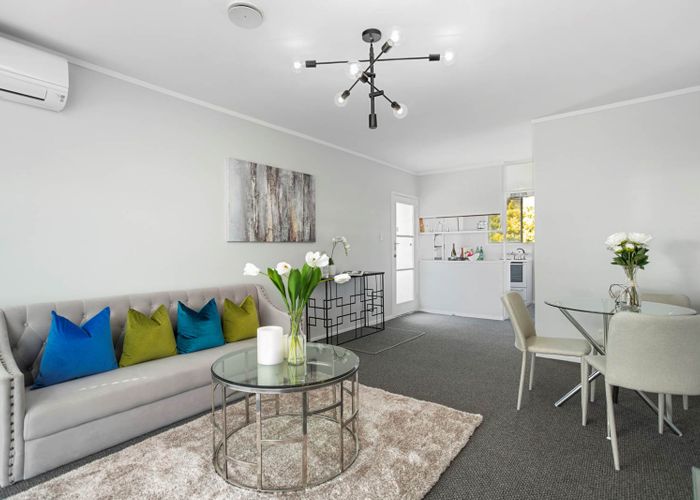  at 5/2 Grove Road, Sandringham, Auckland