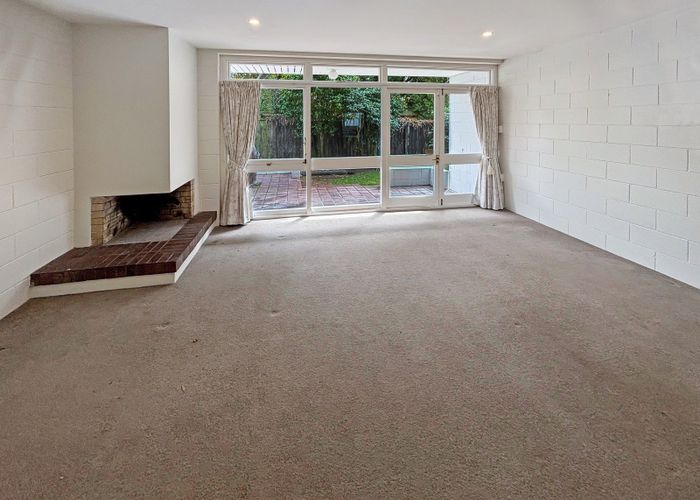  at 6/99 Aikmans Road, Merivale, Christchurch City, Canterbury