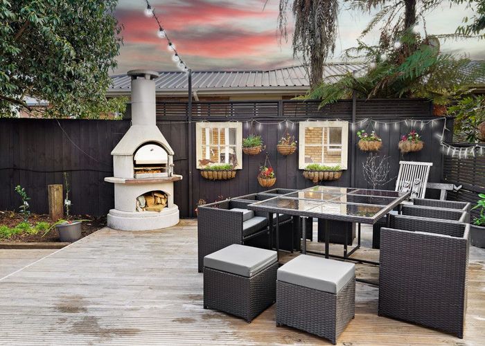  at 26 MacLean Street, Cambridge, Cambridge