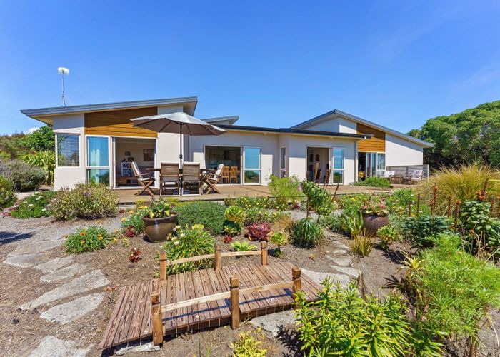  at 52 Harakeke Road, Te Horo