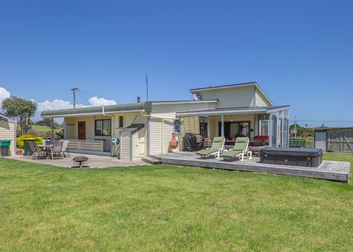  at 13 Waitarere Rise Avenue, Waitarere Beach, Levin