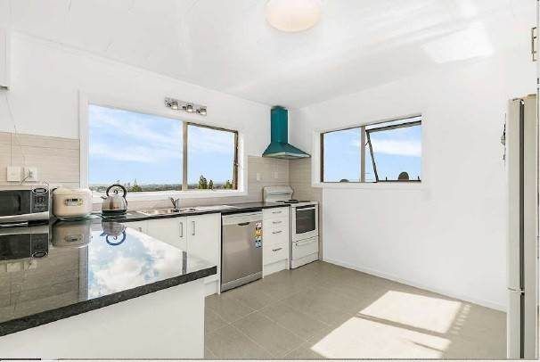  at 1/457 Glenfield Road, Glenfield, North Shore City, Auckland