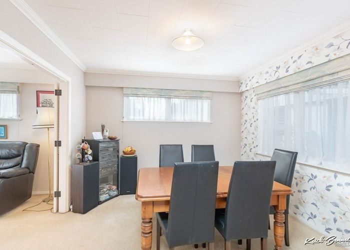  at 64 Holdsworth Avenue, Trentham, Upper Hutt