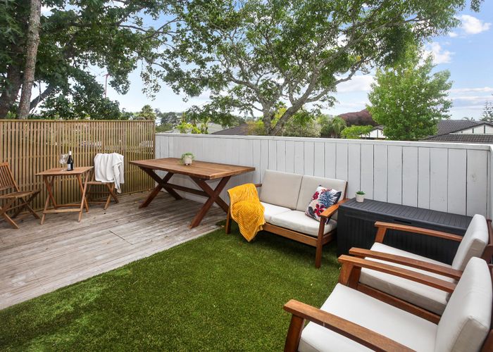  at 6/2 Jadewynn Drive, Massey, Auckland
