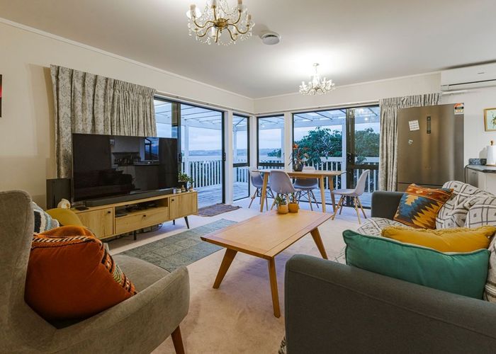  at 107 Pah Road, Cockle Bay, Auckland