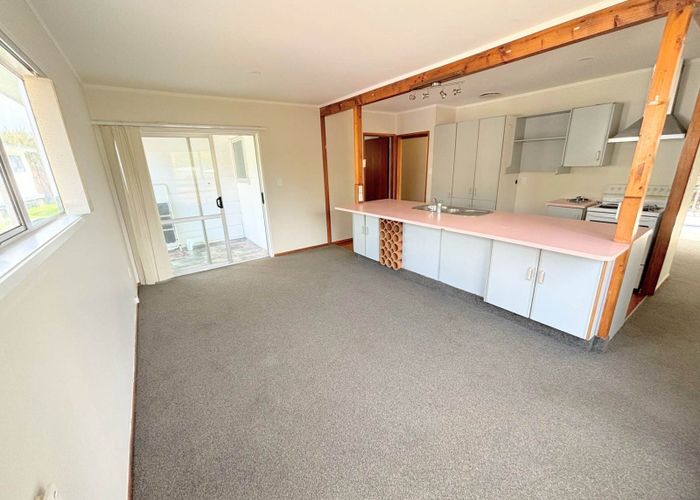 at 418A West Coast Road, Glen Eden, Waitakere City, Auckland