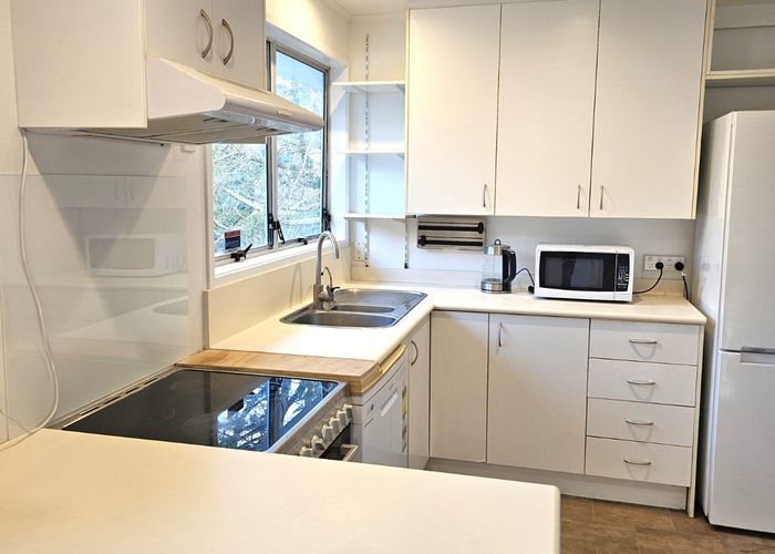  at 2A Regatta Road, Torbay, North Shore City, Auckland